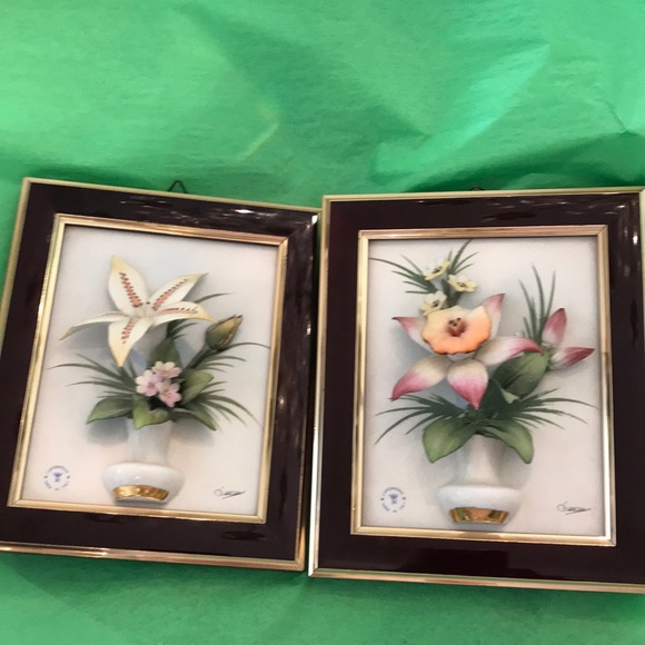 Capodimonte Other - 2 Authentic Capodimonte’s art  framed Signed🎁